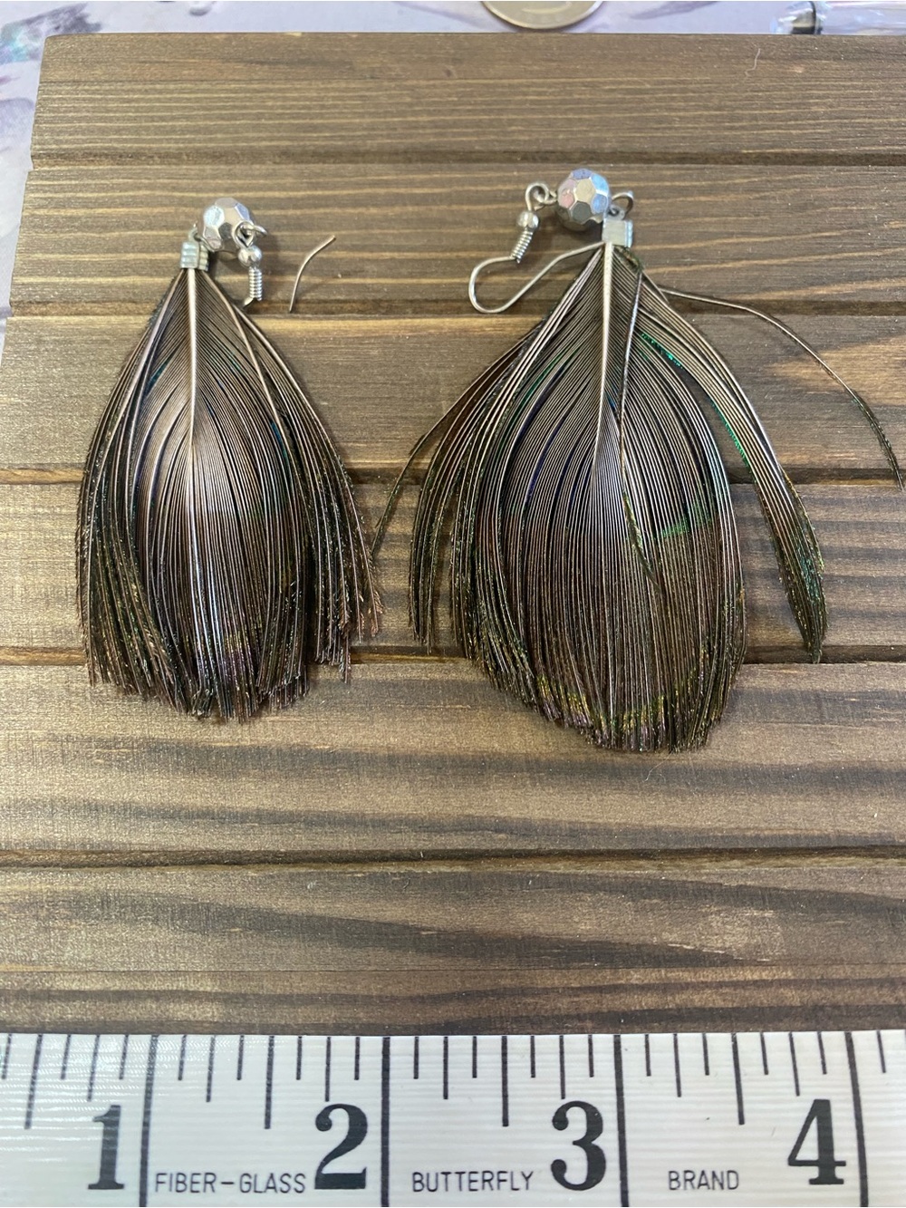 Boho Peacock Feather Drop Dangle Earrings Iridescent Blue & Green Accent - Picture 5 of 11